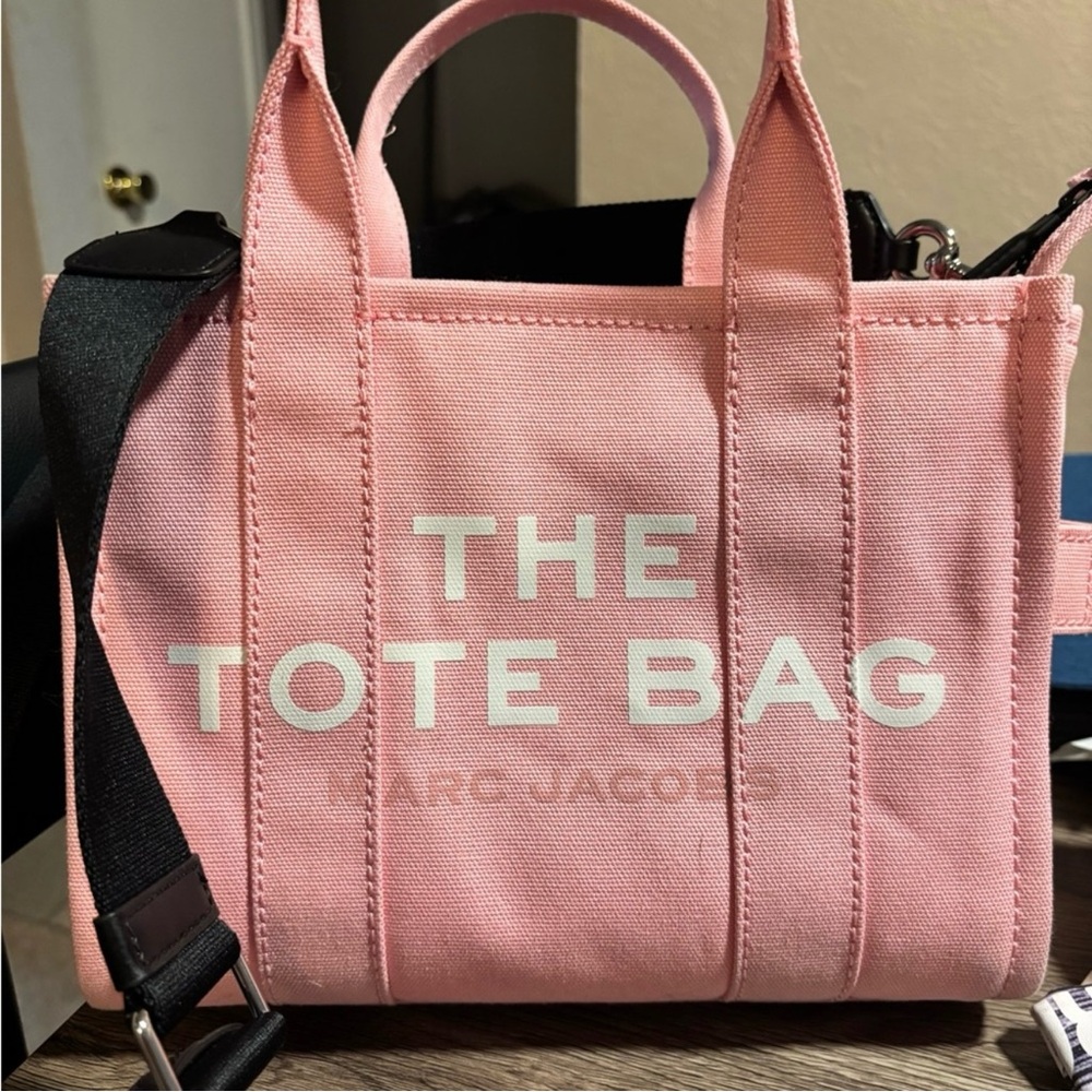 Marc Jacob's Small The Tote Bag Pink